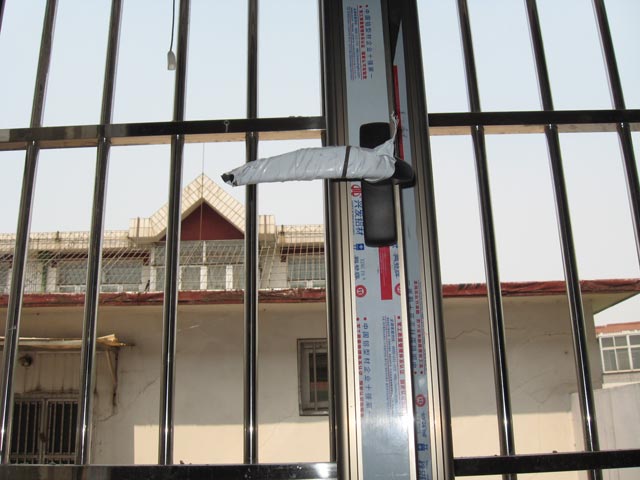 �d�l�������Z������