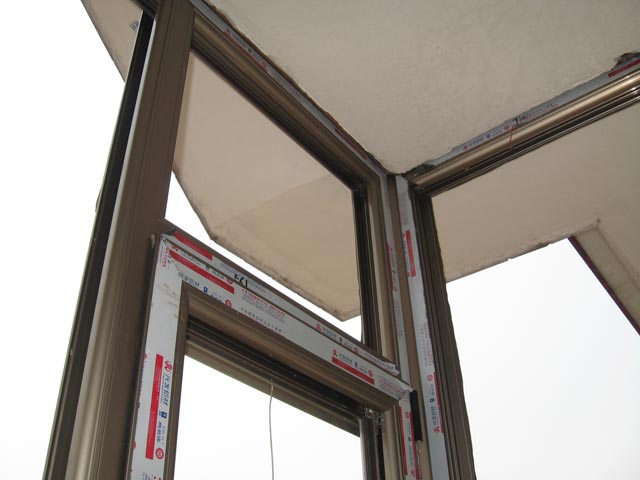 ��T����ɽ���b֮���ȼ����D