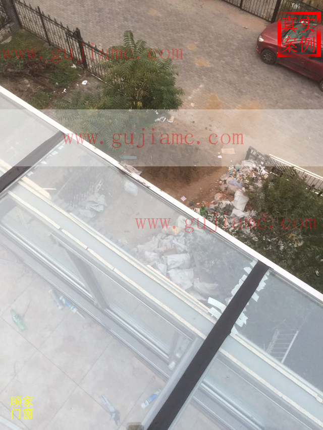 䓻������